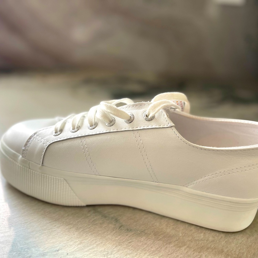 Superga Napa leather white platform sneaker. Perfect neutral shoe